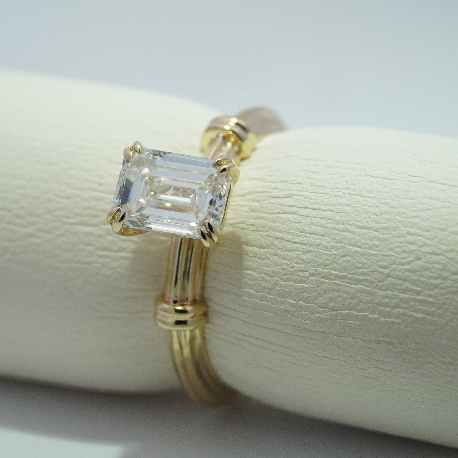 10K желтое золото выращенный бриллиант кольцо Romancolumn 1.242ct AuDR1006613-1